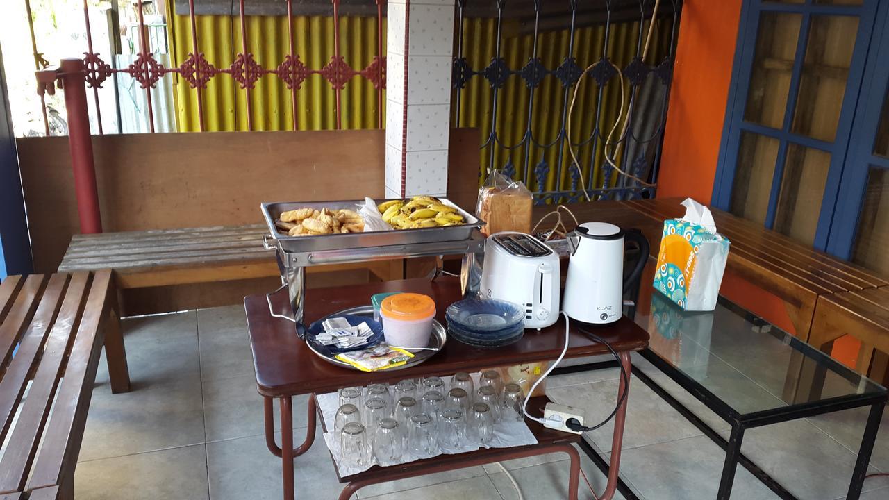 Centro Hostel Labuan Bajo Zewnętrze zdjęcie