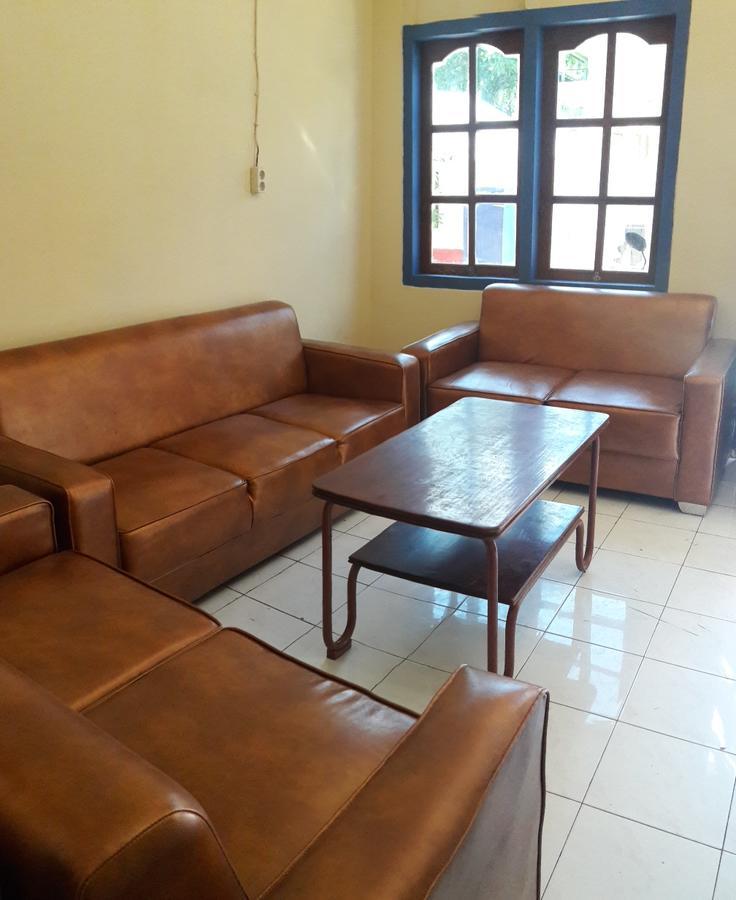 Centro Hostel Labuan Bajo Zewnętrze zdjęcie