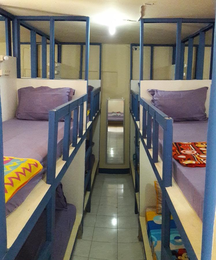Centro Hostel Labuan Bajo Zewnętrze zdjęcie